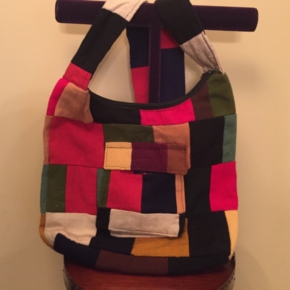 MULTI PATCHED MESSENGER TOTE OVER THE SHOULDER - Picture 1 of 3
